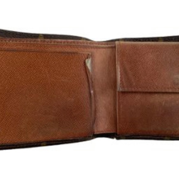 Louis Vuitton bi- fold wallet - Picture 2 of 10